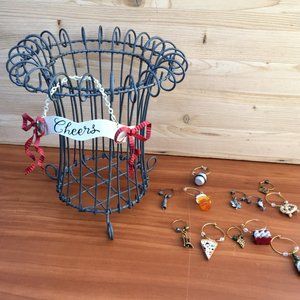 🍾Enesco Champagne Wire Basket w. 12 Wine Charmers
